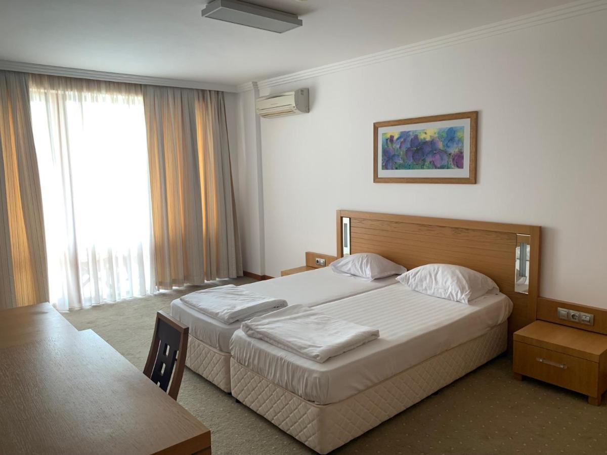 Kalina Private Apartments In Emerald Resort, Равда Екстер'єр фото
