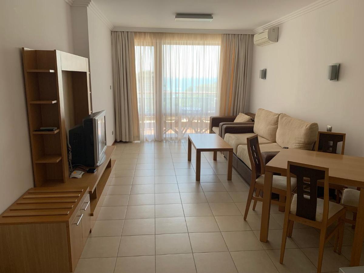 Kalina Private Apartments In Emerald Resort, Равда Екстер'єр фото