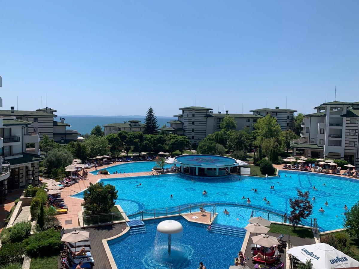 Kalina Private Apartments In Emerald Resort, Равда Екстер'єр фото