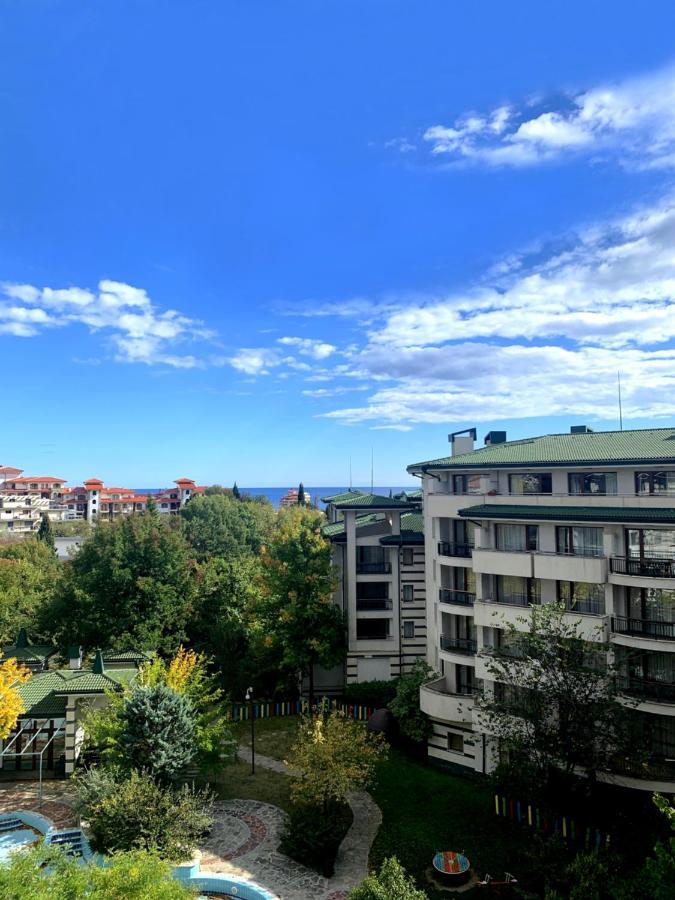 Kalina Private Apartments In Emerald Resort, Равда Екстер'єр фото
