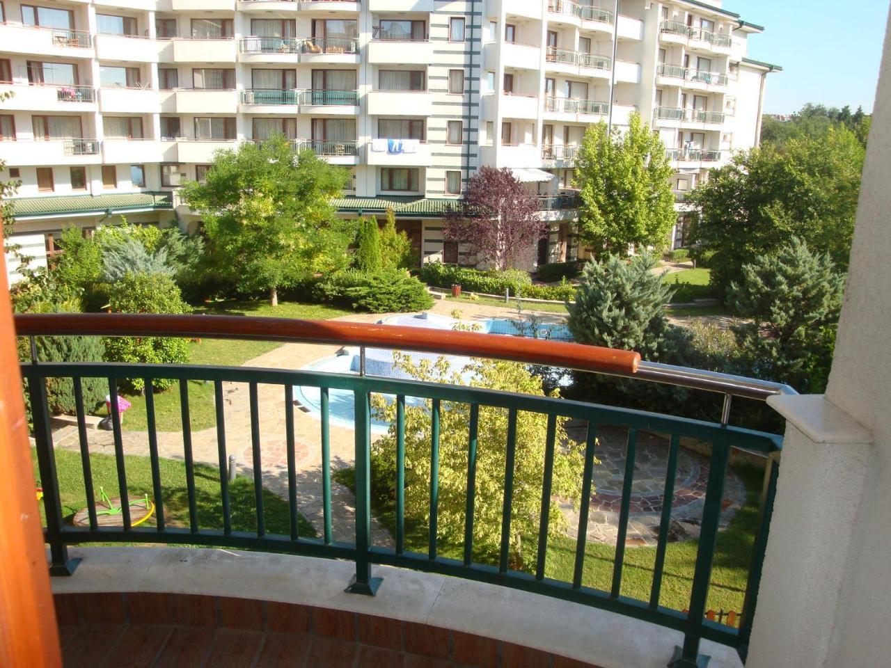 Kalina Private Apartments In Emerald Resort, Равда Екстер'єр фото
