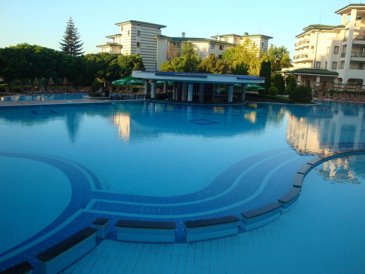 Kalina Private Apartments In Emerald Resort, Равда Екстер'єр фото