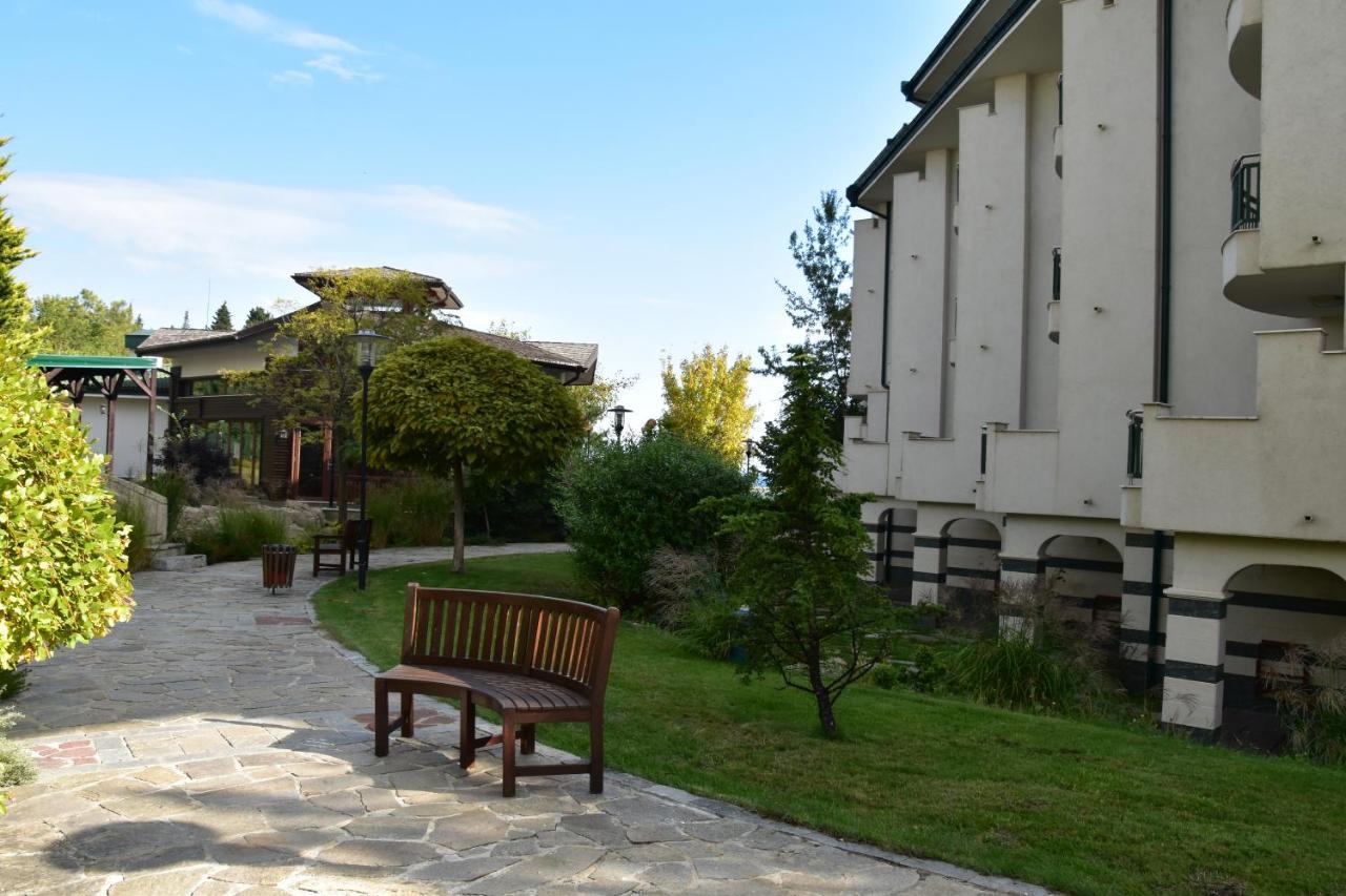 Kalina Private Apartments In Emerald Resort, Равда Екстер'єр фото